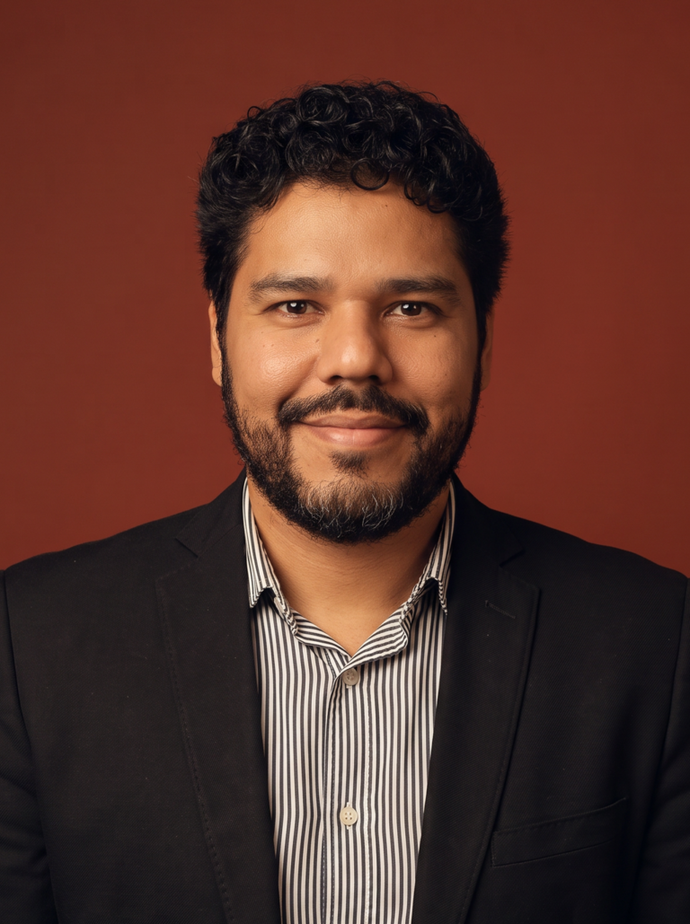 Mtro. Isidro Cruz Cabrera