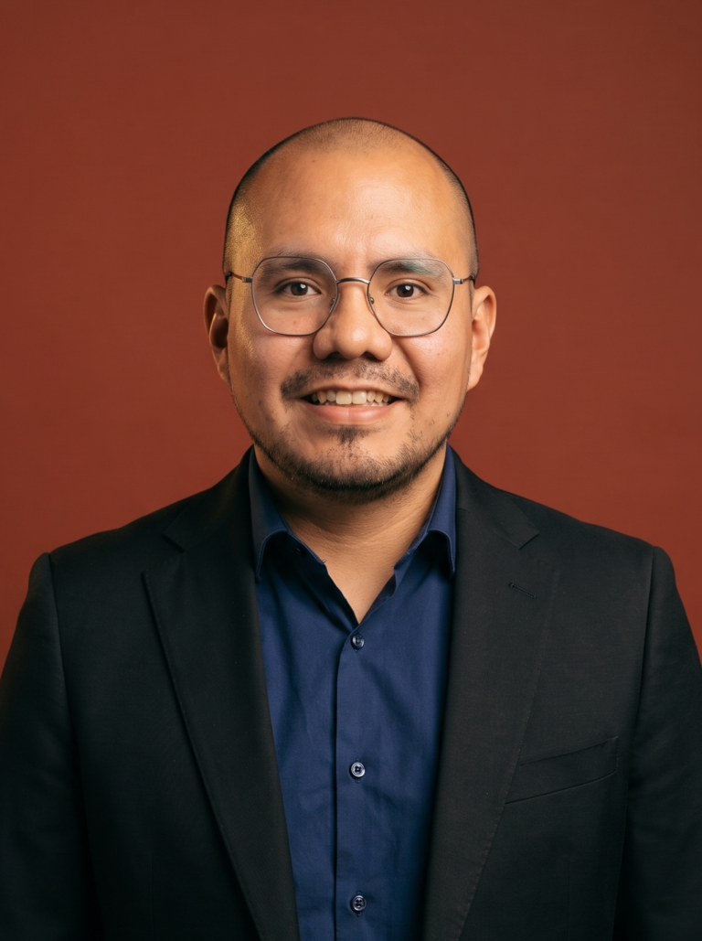 Mtro. Javier Francisco Acosta Santiago